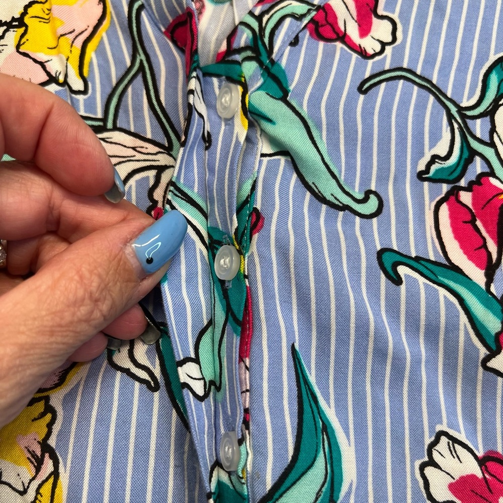 Apt. 9 Floral Striped Flowy Long Sleeve V Neck Blouse with Knotted Cuffs - Picture 3 of 10